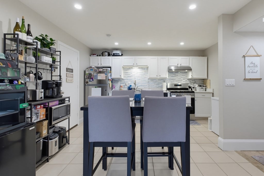 239 Glasgow St #1, Fall River, MA Photo #6