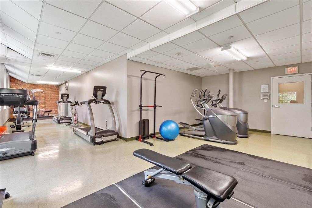 52 Lawrence Drive #515, Lowell, MA, 52 Lawrence Drive #515, Lowell, MA Photo #34