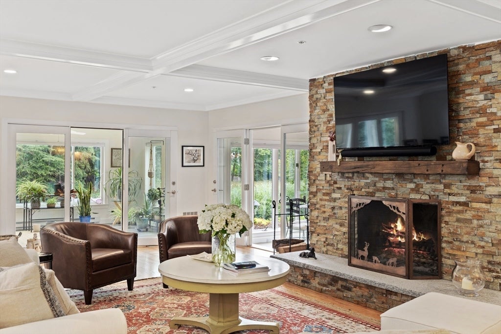 112 River Rd, Hanover, MA Photo #13