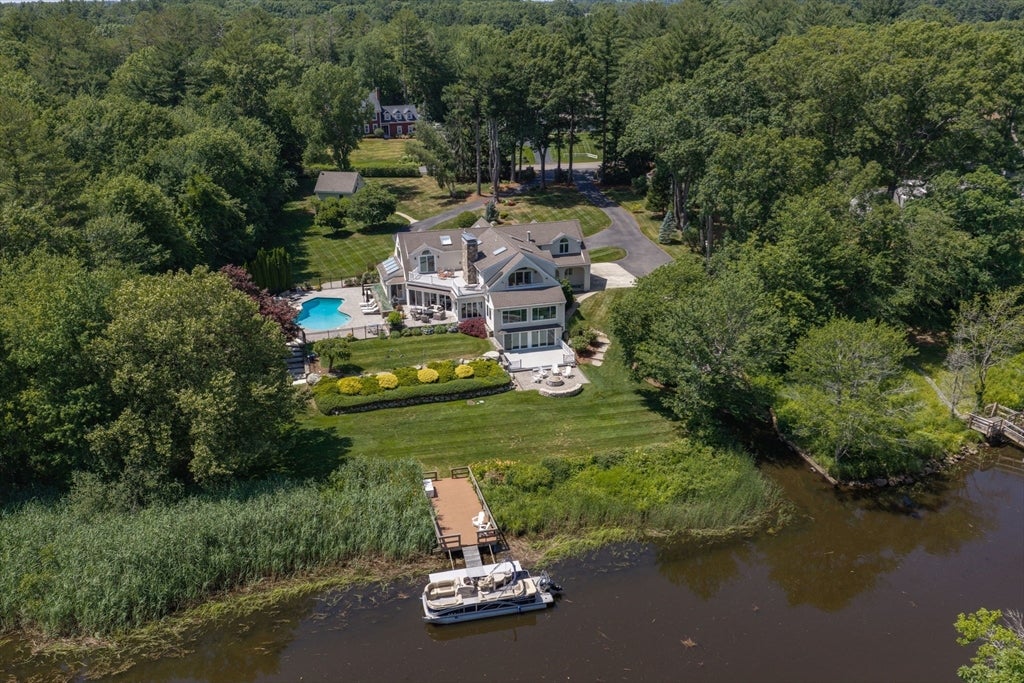 112 River Rd, Hanover, MA Photo #1