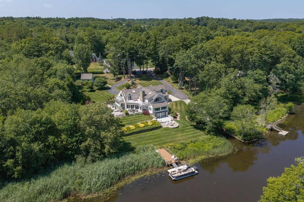 112 River Rd