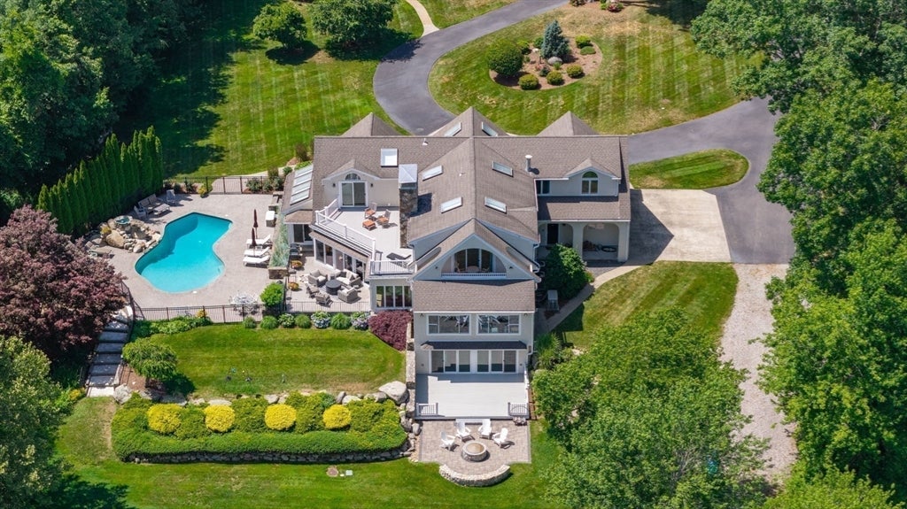 112 River Rd, Hanover, MA Photo #41