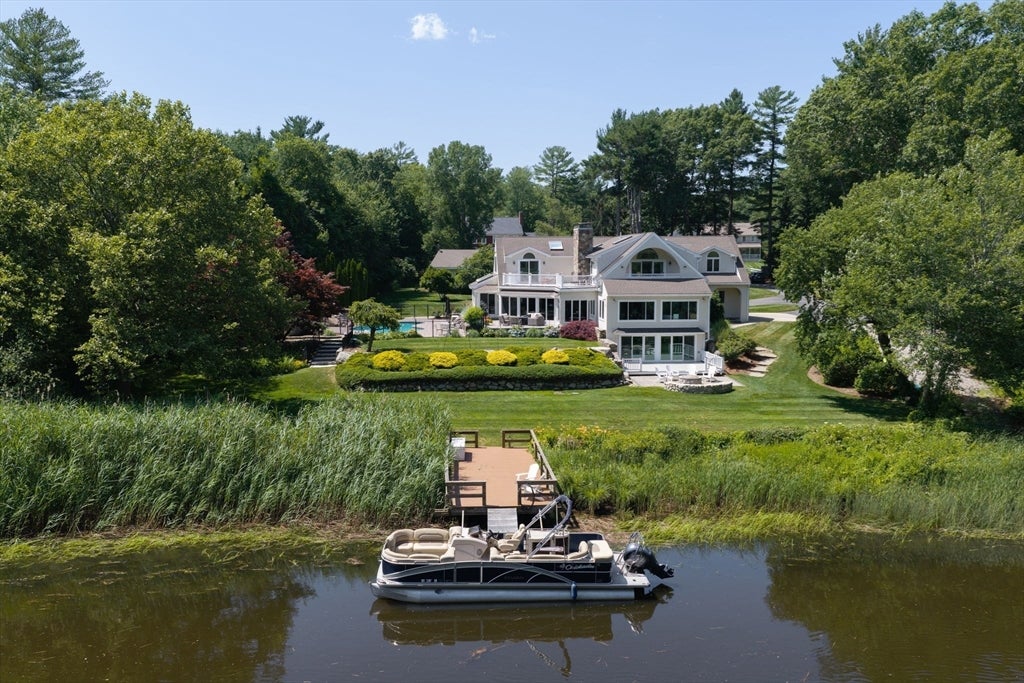 112 River Rd