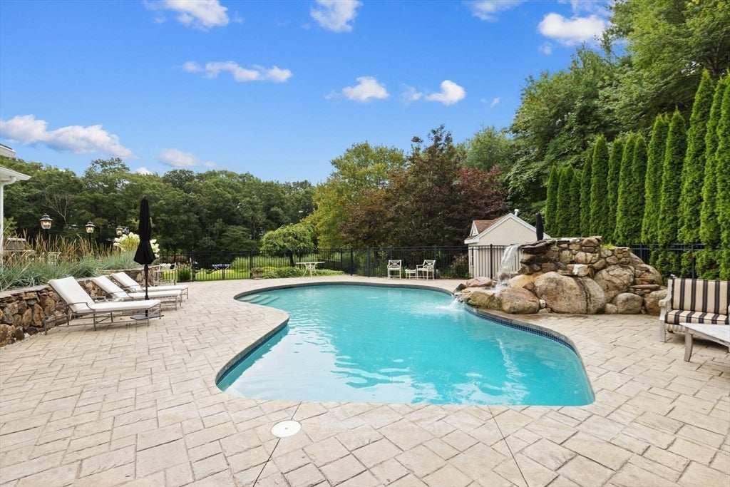 112 River Rd, Hanover, MA Photo #39