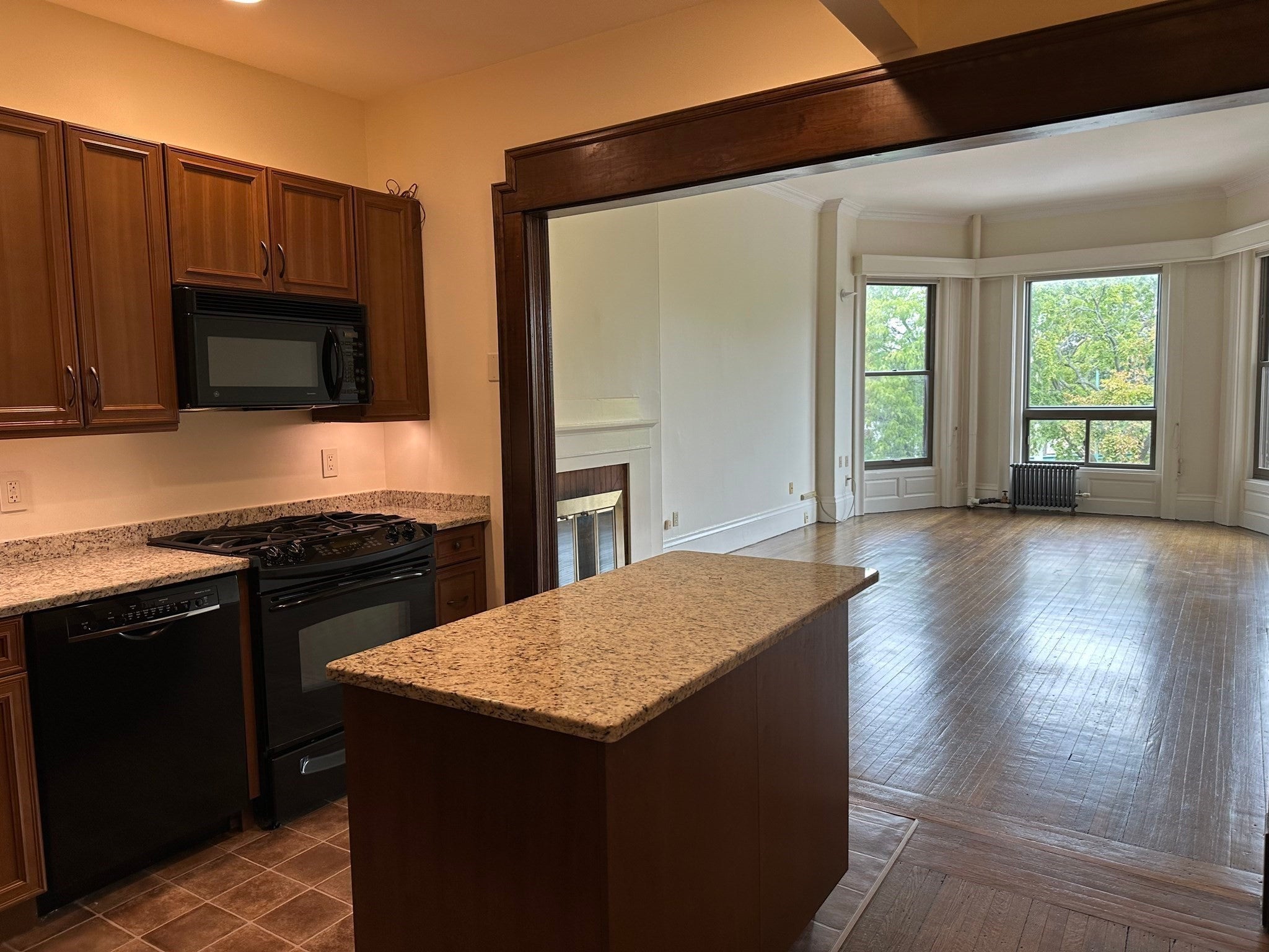 31 Bay State Rd #2, Boston, MA, 31 Bay State Rd #2, Boston, MA Photo #4
