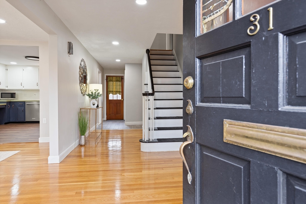 31 Doonan St