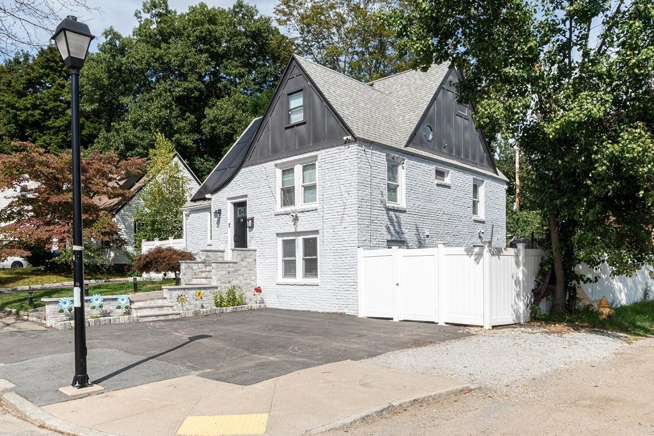 16 Thayer Street, Worcester, MA, 16 Thayer Street, Worcester, MA Photo #35
