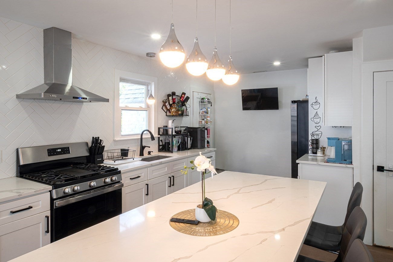 16 Thayer Street, Worcester, MA, 16 Thayer Street, Worcester, MA Photo #4