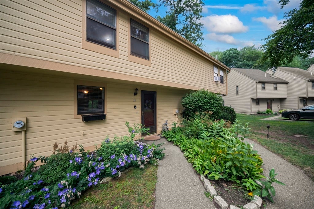 26 Greenwood Village St 26