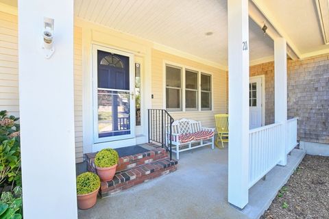 211 James Circle Mashpee MA 02649