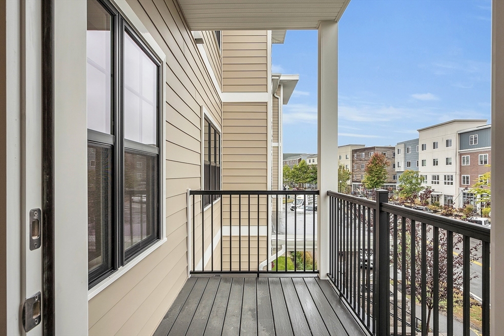 55 Pointe Place 204