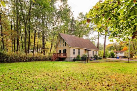Photo of 267 Carlisle Road, Bedford, MA 01730 (MLS # 73442150)