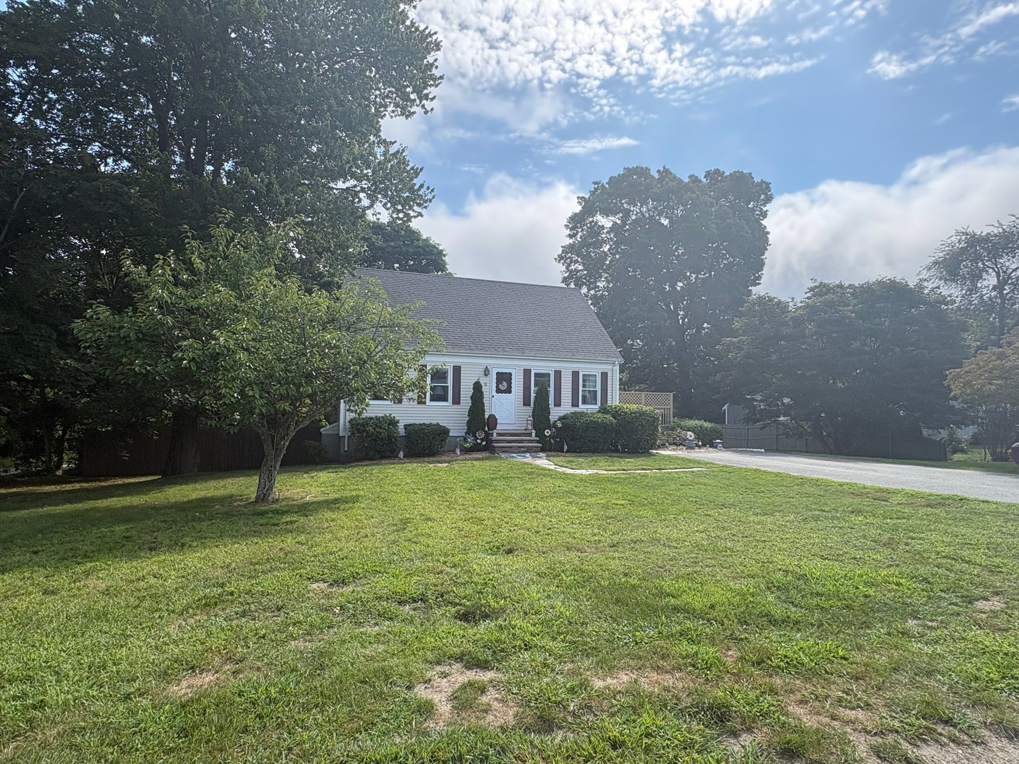 2 Fairmount Ave, Bristol, RI, 2 Fairmount Ave, Bristol, RI Photo #17