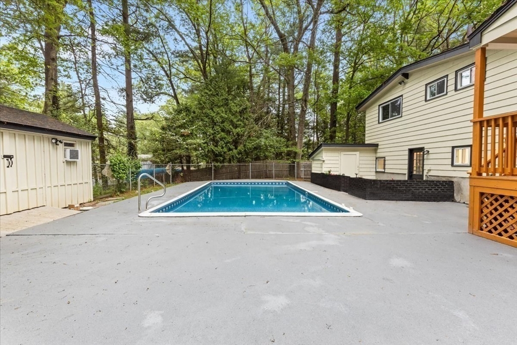 26 Spring Lane