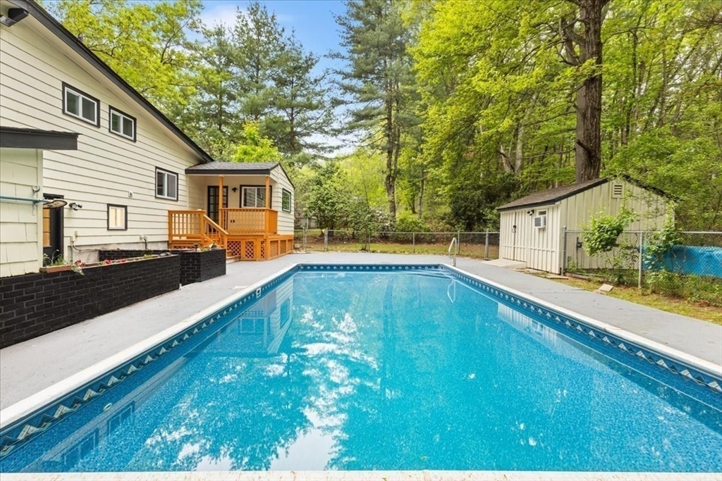 26 Spring Lane
