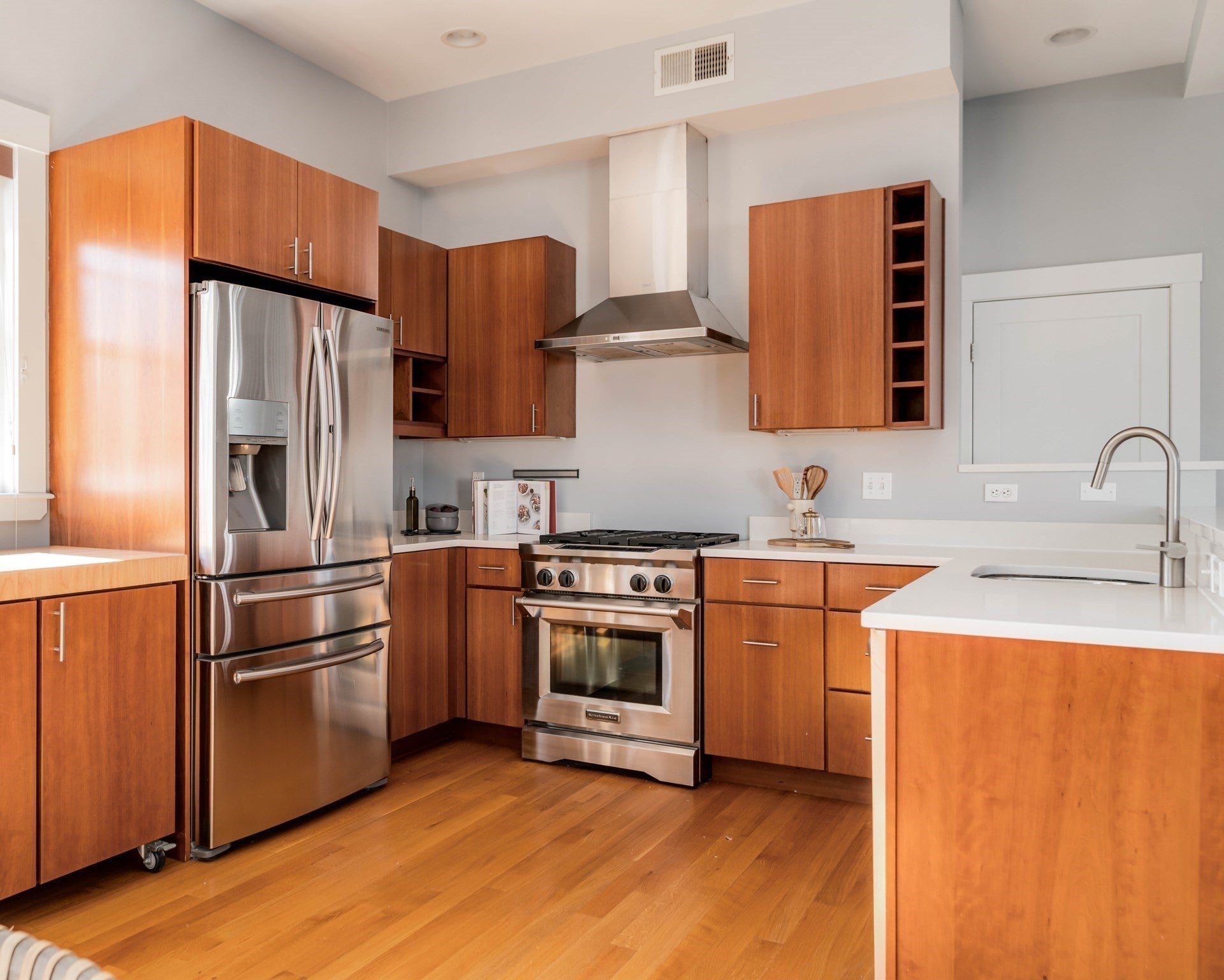 152 Albion St #A, Somerville, MA, 152 Albion St #A, Somerville, MA Photo #3