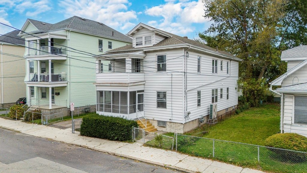 100 Weetamoe St