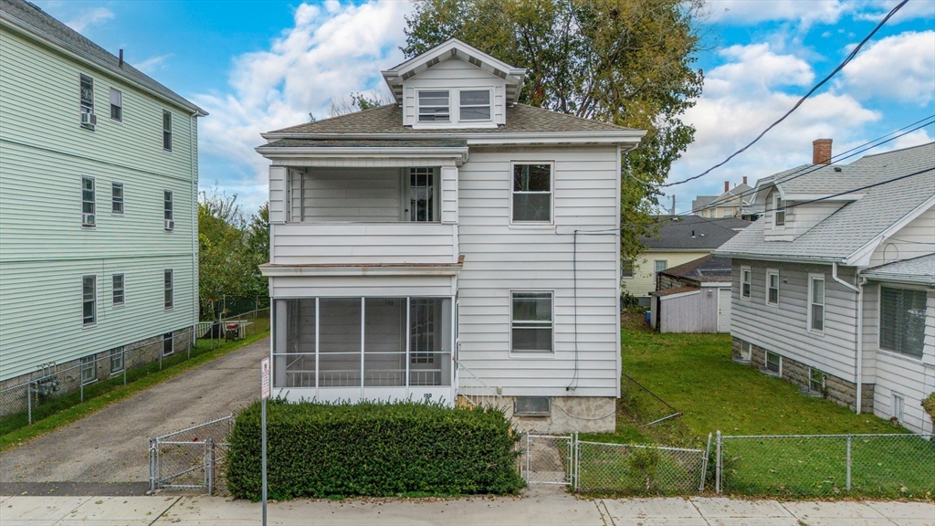 100 Weetamoe St