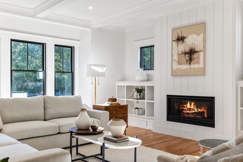 2 Lily Lane Wenham MA 01984