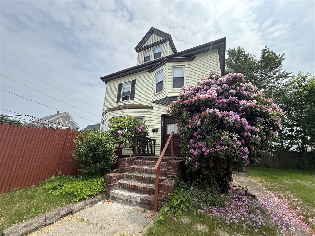 156 Euclid Ave