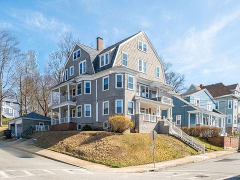 341 Belmont St Fall River MA 02720