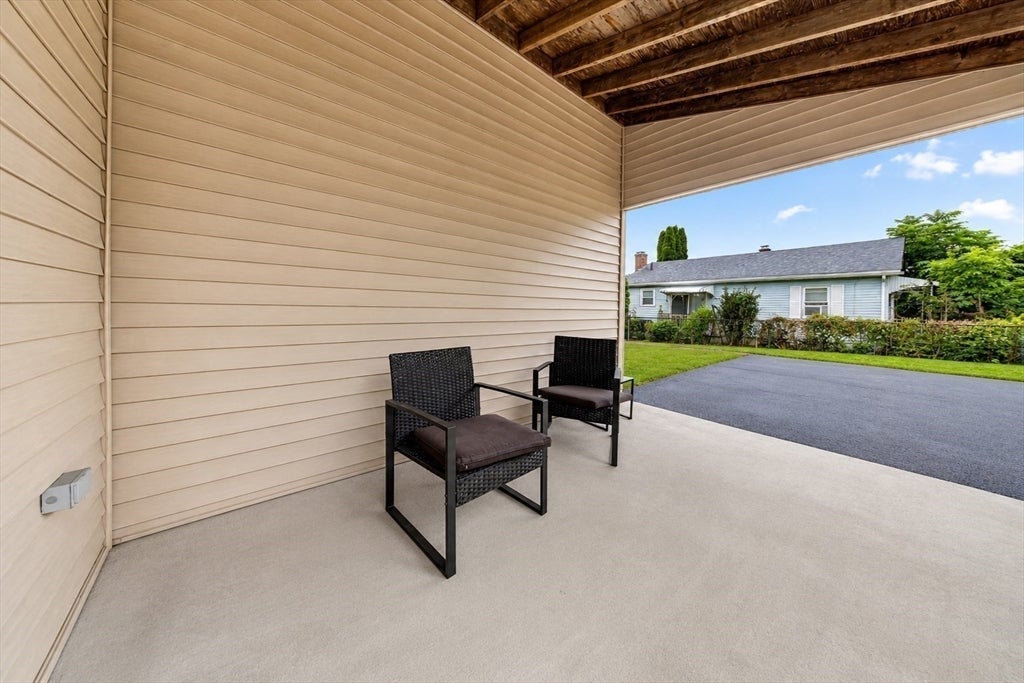 11 S Berryman St, Westport, MA Photo #24