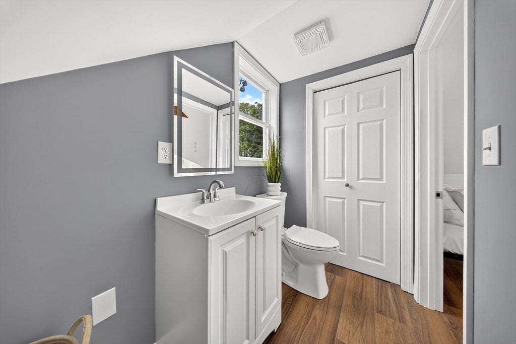 11 S Berryman St, Westport, MA Photo #18