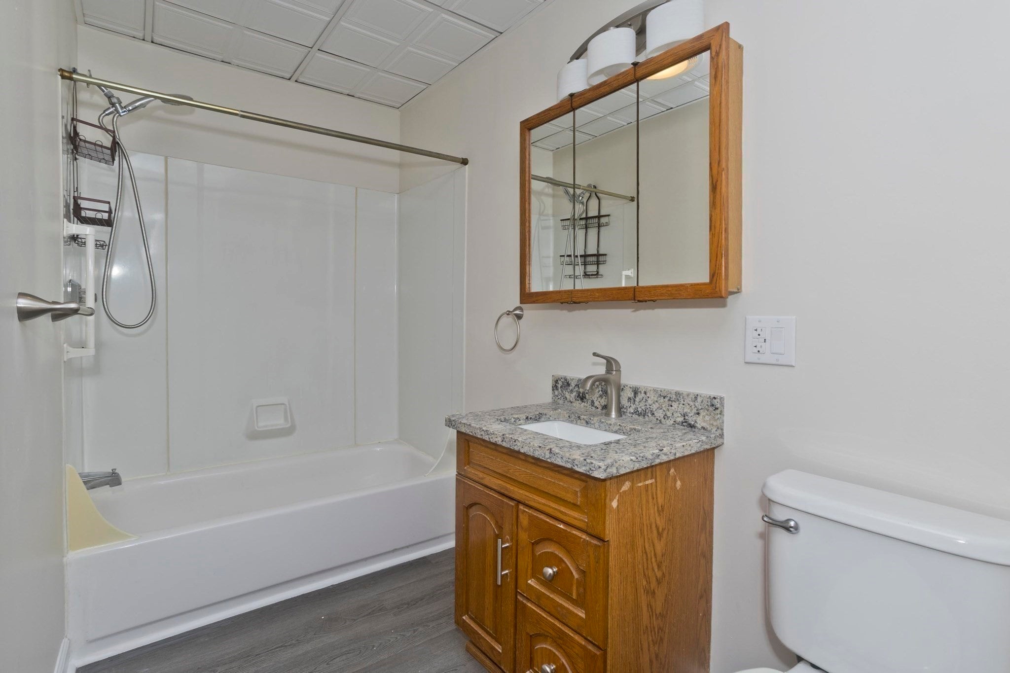 33 Balis St #2, Springfield, MA, 33 Balis St #2, Springfield, MA Photo #4