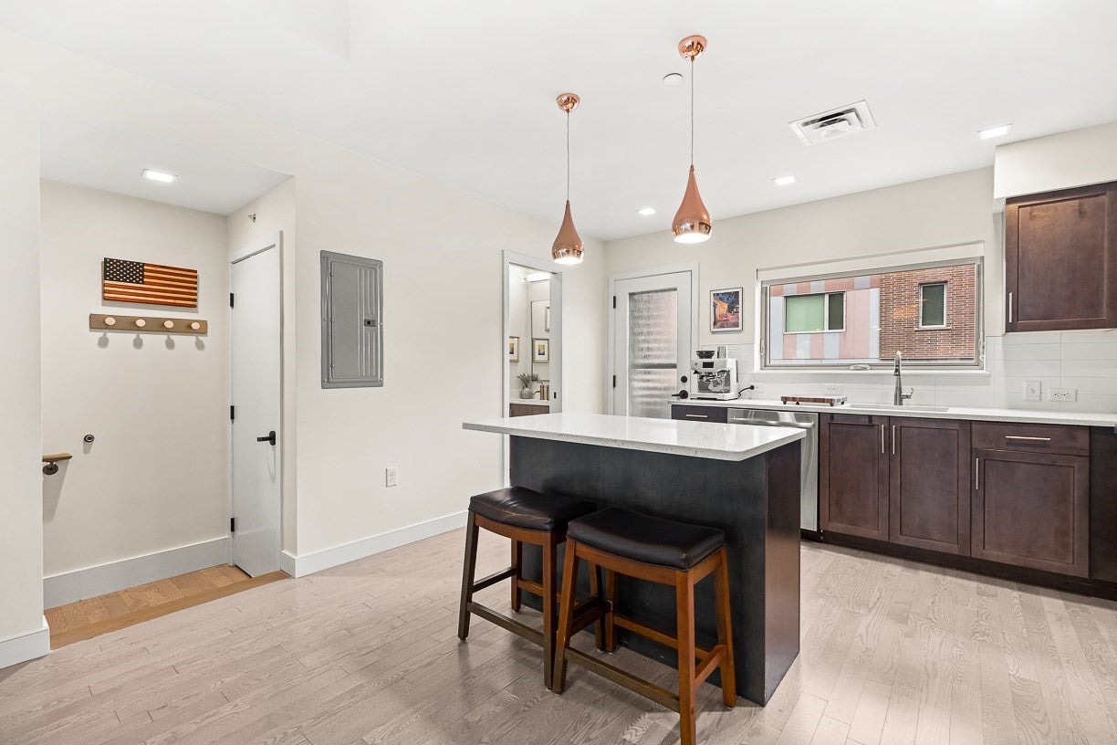 104 Liverpool St #104, Boston, MA, 104 Liverpool St #104, Boston, MA Photo #10