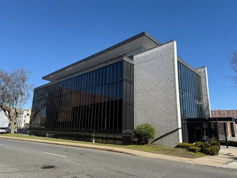 Photo of 21 George St #400, Lowell, MA 01852 (MLS # 73519742)