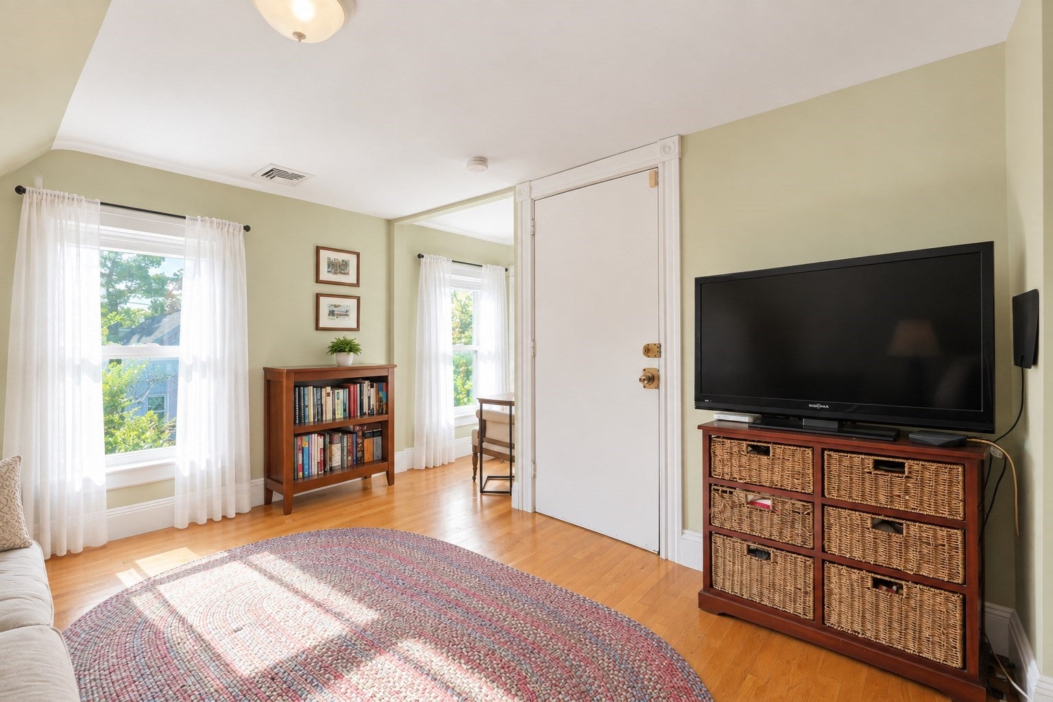 42 Cedar St #3, Somerville, MA, 42 Cedar St #3, Somerville, MA Photo #9