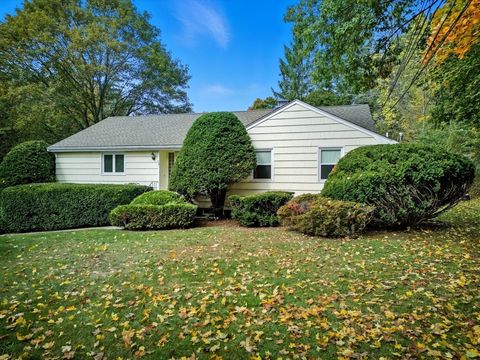 58 Walker St Marlborough MA 01752