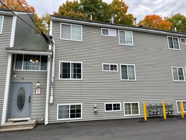 Photo of 38 Walker St, Lowell, MA