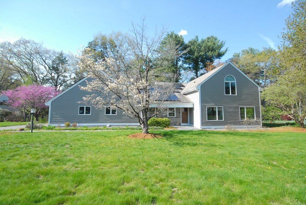 40 Red Barn Rd, Wayland, MA Photo #1