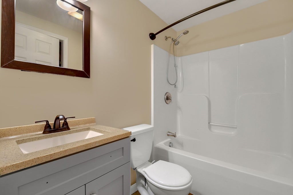 125 Drew Blvd, Orange, MA, 125 Drew Blvd, Orange, MA Photo #20