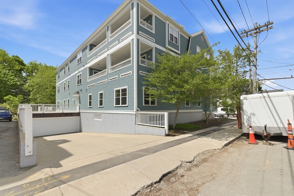 135 Willow Ave #4, Somerville, MA Photo #37