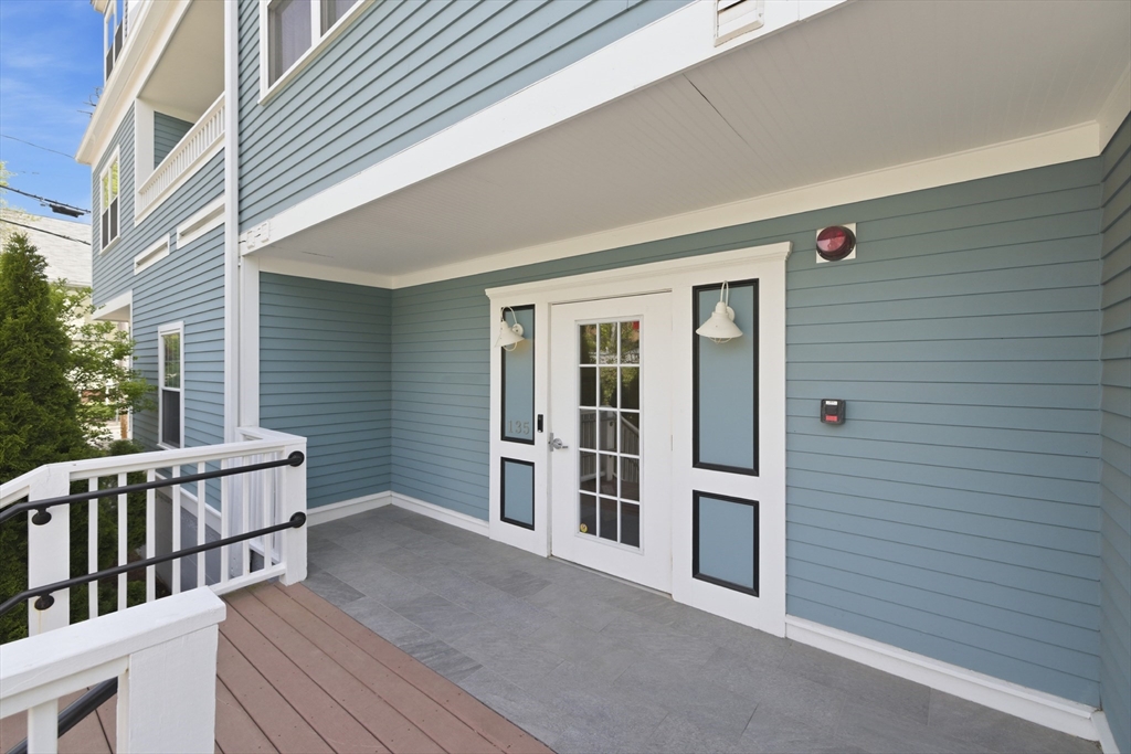 135 Willow Ave #4, Somerville, MA Photo #32