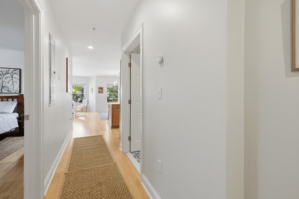 135 Willow Ave #4, Somerville, MA Photo #7
