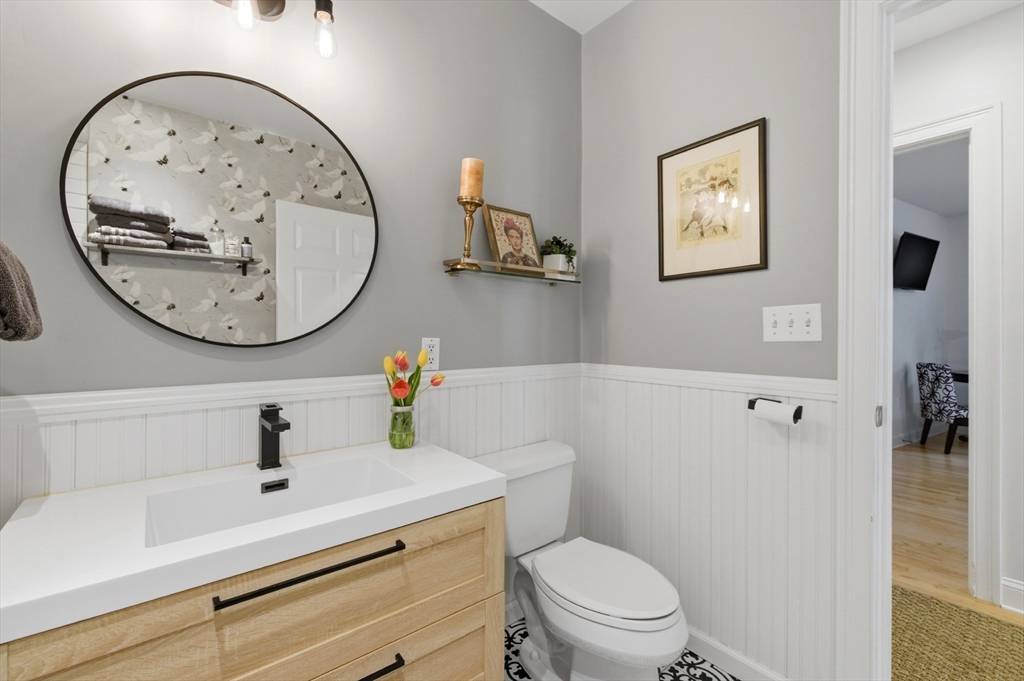 135 Willow Ave #4, Somerville, MA Photo #10