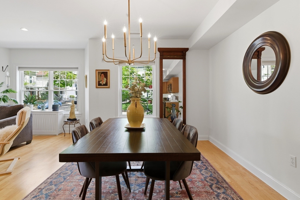 135 Willow Ave #4, Somerville, MA Photo #3