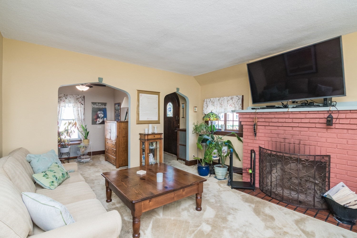 134 Eddywood St, Springfield, MA Photo #6