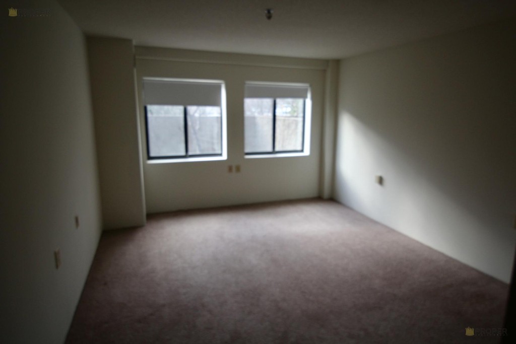99 Florence St 1018