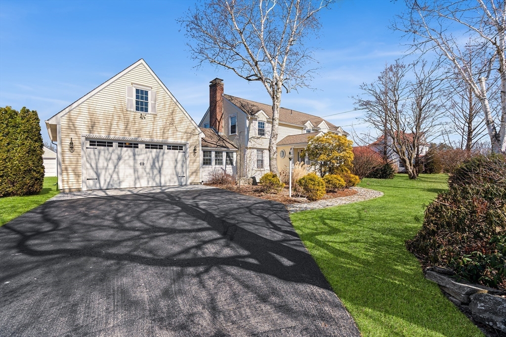 302 Boston Rd
