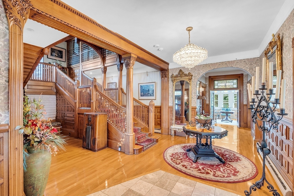 32 Belmont Ave
