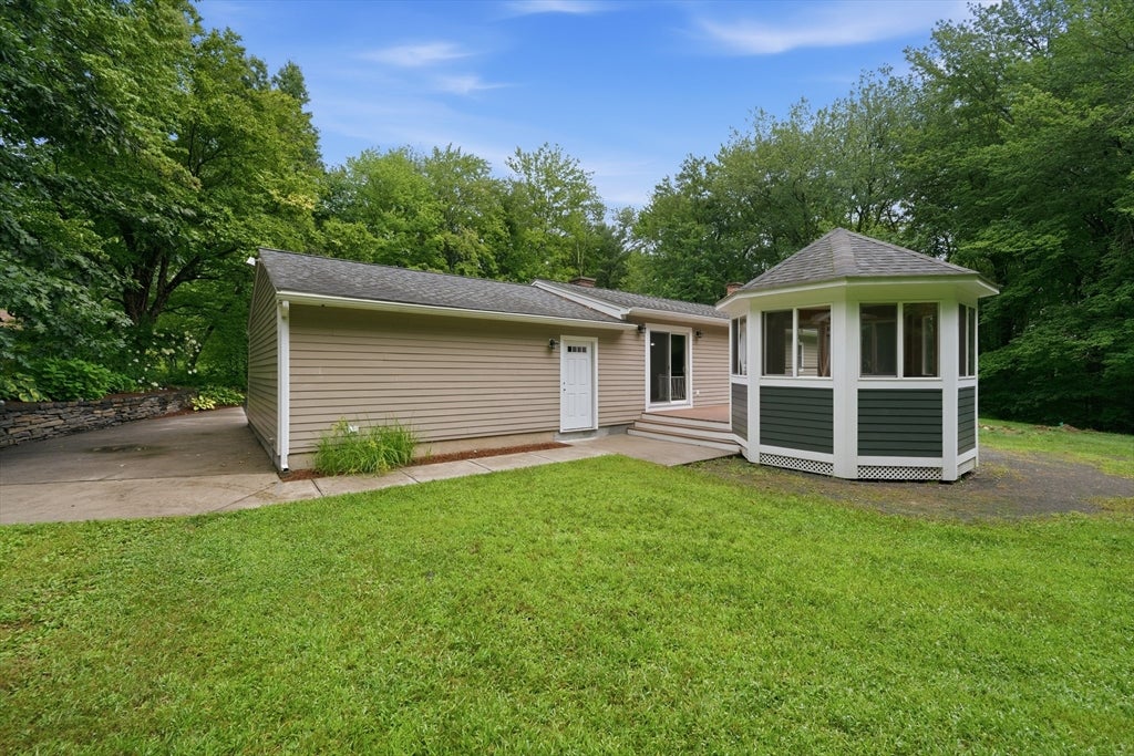 15 Pine Ridge Rd, Montgomery, MA, 15 Pine Ridge Rd, Montgomery, MA Photo #6