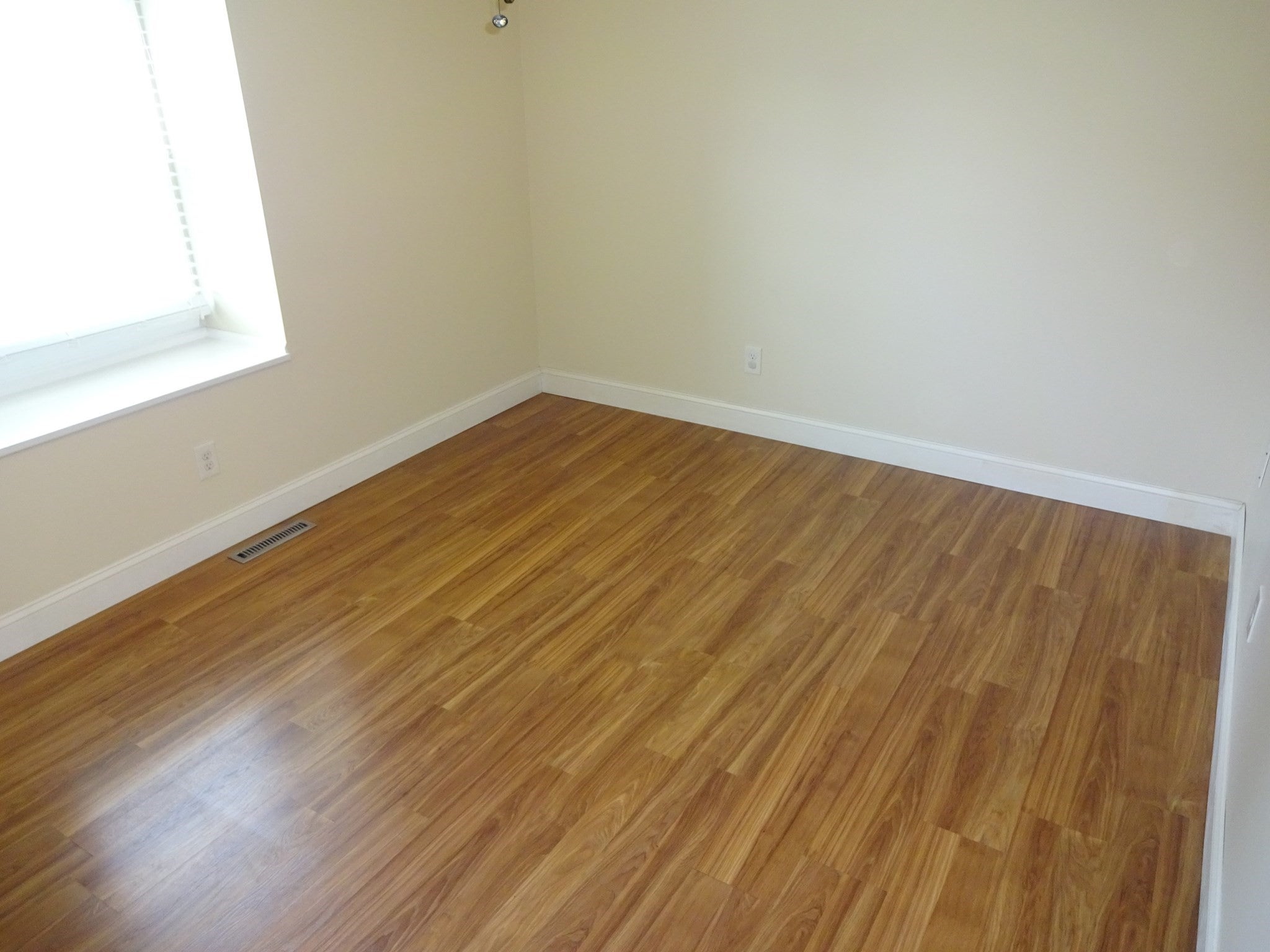 1 Plantation Drive #1, Agawam, MA, 1 Plantation Drive #1, Agawam, MA Photo #17