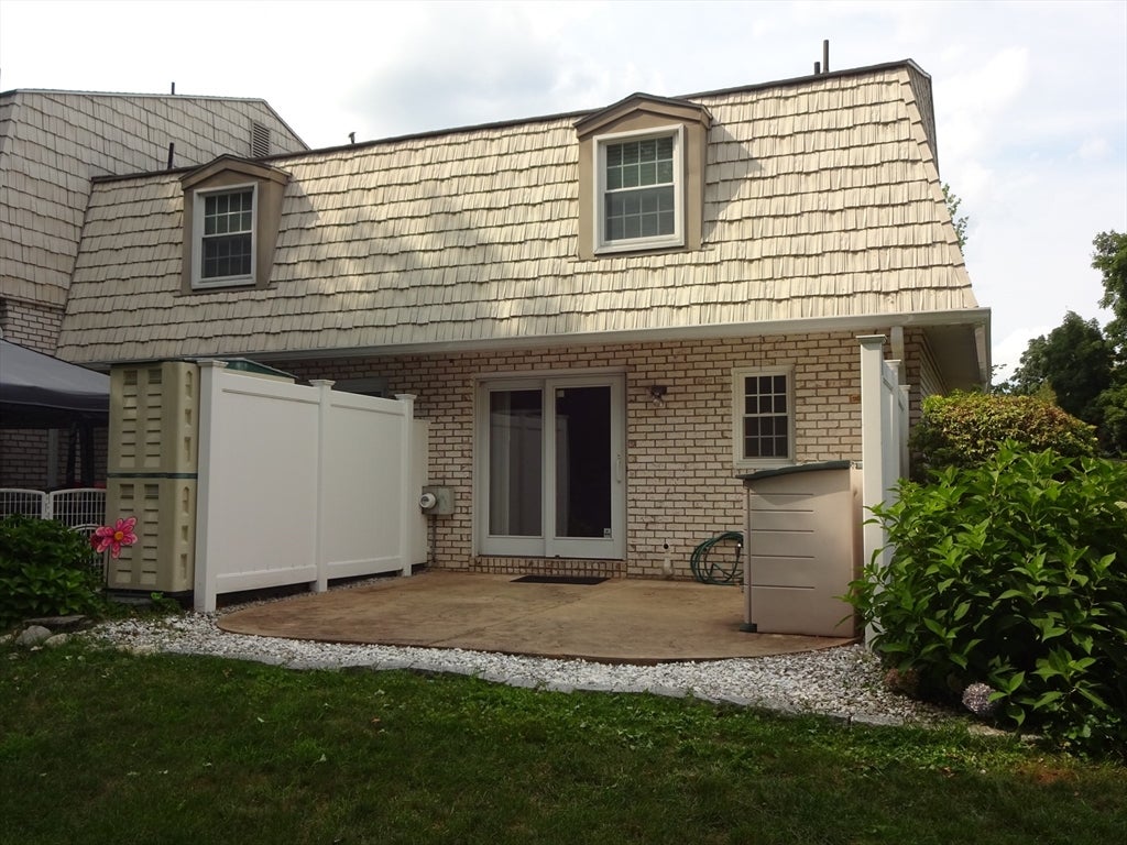 1 Plantation Drive #1, Agawam, MA Photo #4