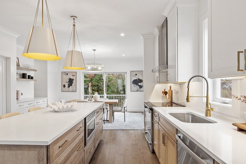 Photo of 225 Middlesex Turnpike #102, Burlington, MA 01803 (MLS # 73503697)