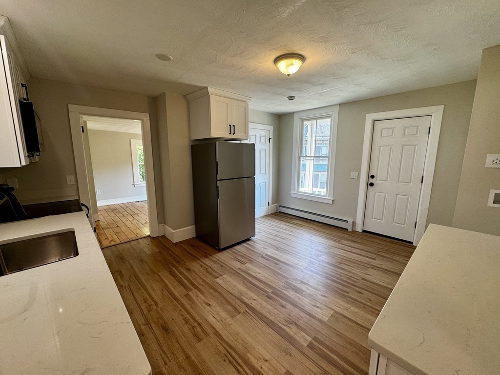 37 Oakes Ave, Southbridge, MA Photo #17