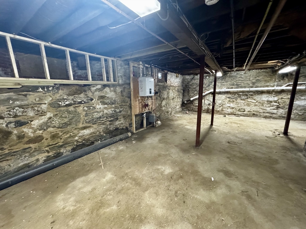 37 Oakes Ave, Southbridge, MA Photo #38